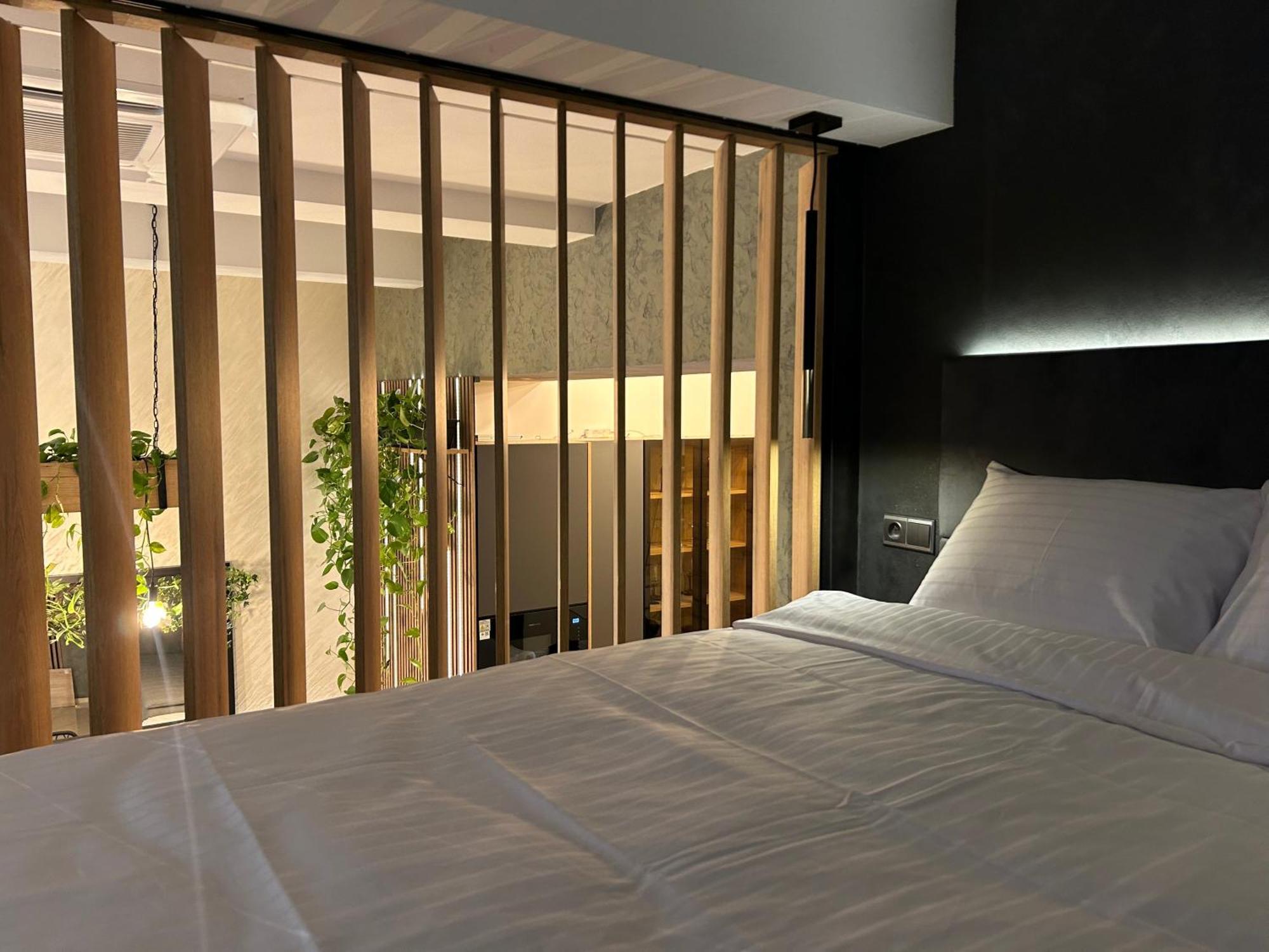 Leo Apartment Suite & Private Spa Zone - Old City براتسيلافا المظهر الخارجي الصورة