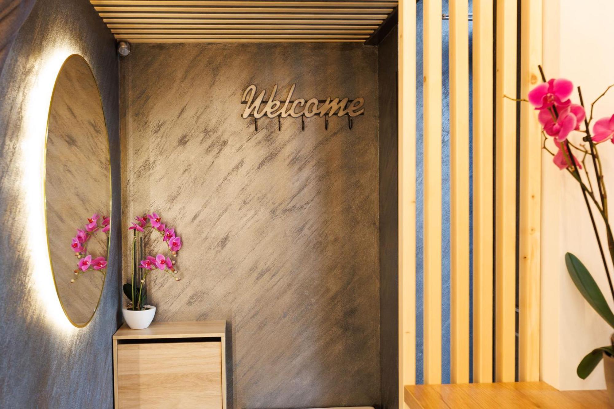 Leo Apartment Suite & Private Spa Zone - Old City براتسيلافا المظهر الخارجي الصورة